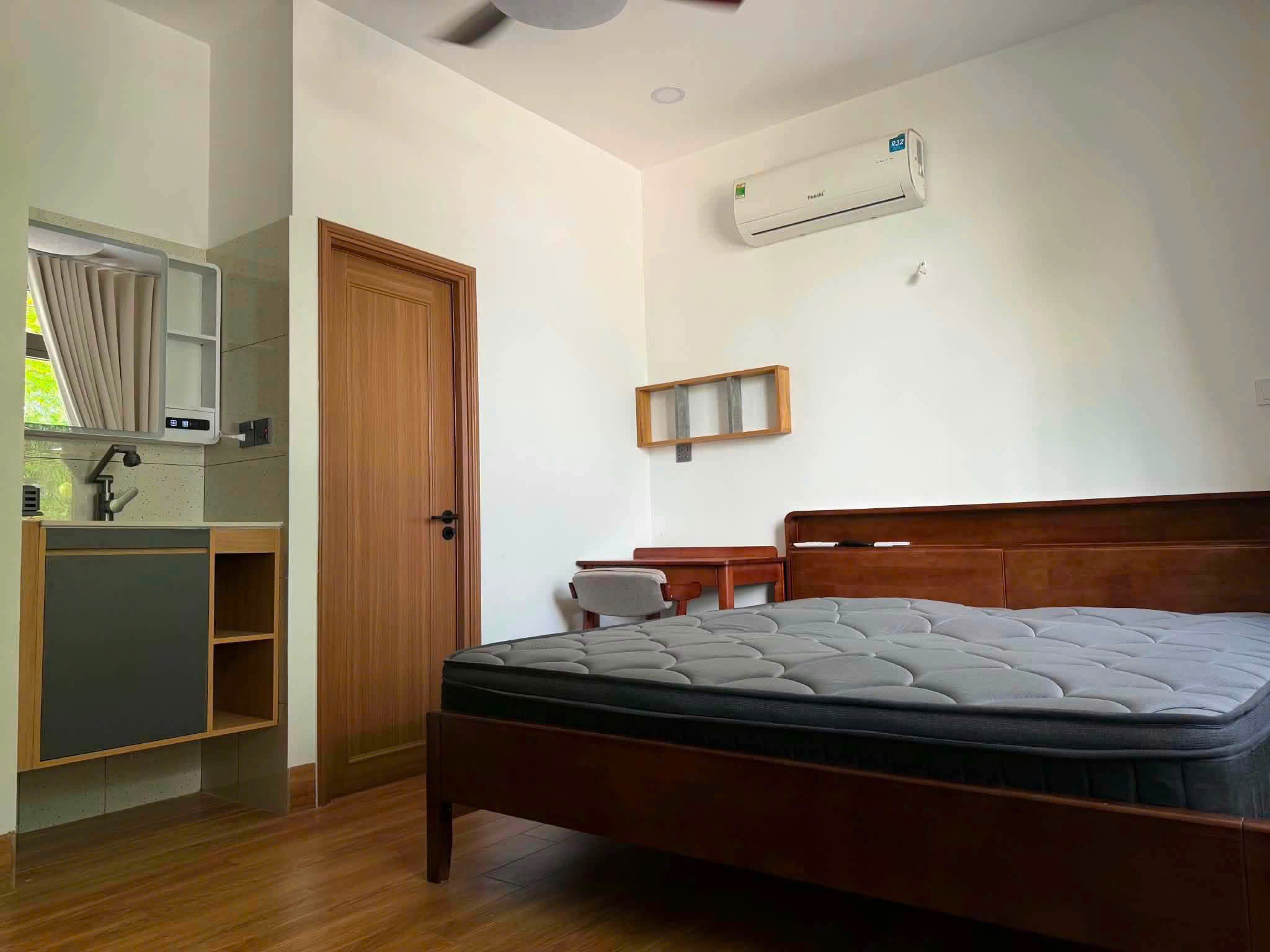LVCC | Nguyên căn 4pn gần highlands 29/3 hoà xuân cho thuê