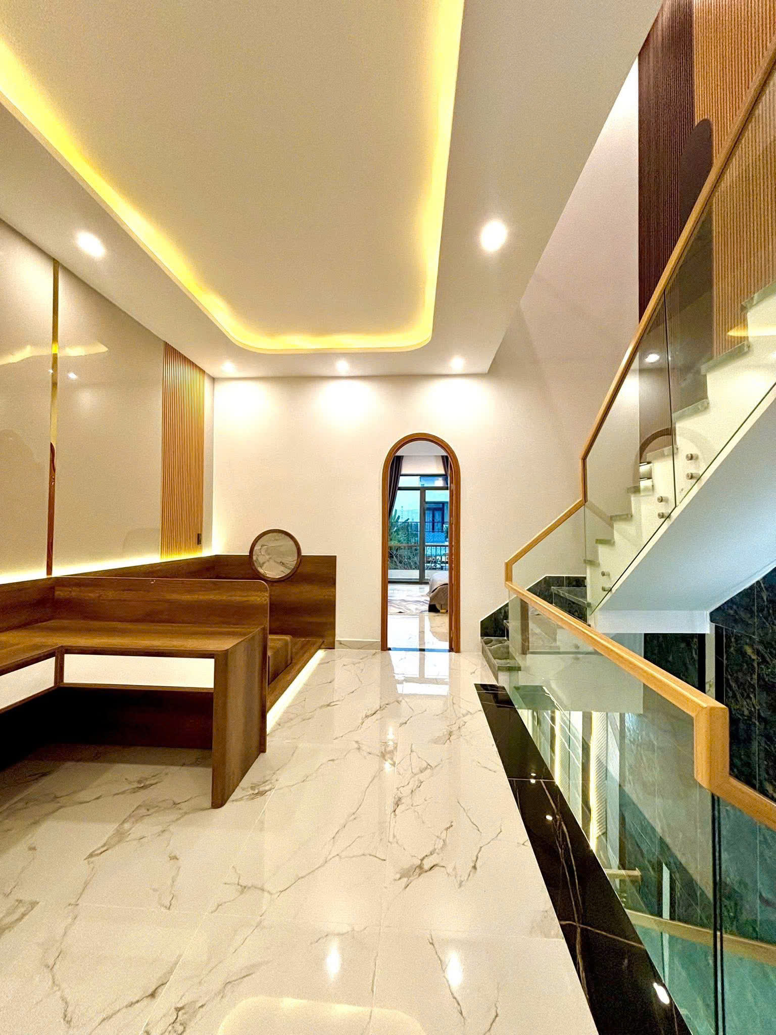 Cho thuê nhà 3 tầng đường (7.5m), Hoà Xuân, Cẩm Lệ, Đà Nẵng
