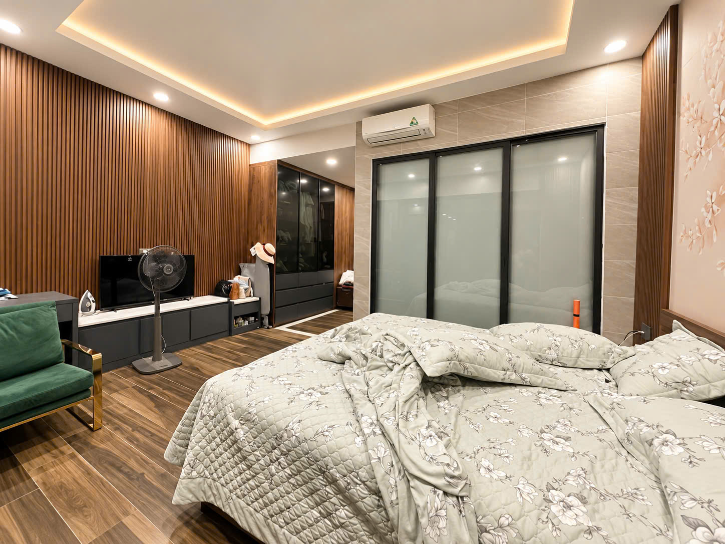 LVCC | CHO THUÊ NHÀ 3 TẦNG MẶT TIỀN ĐỖ NHUẬN – HÒA MINH | 35 TRIỆU/THÁNG