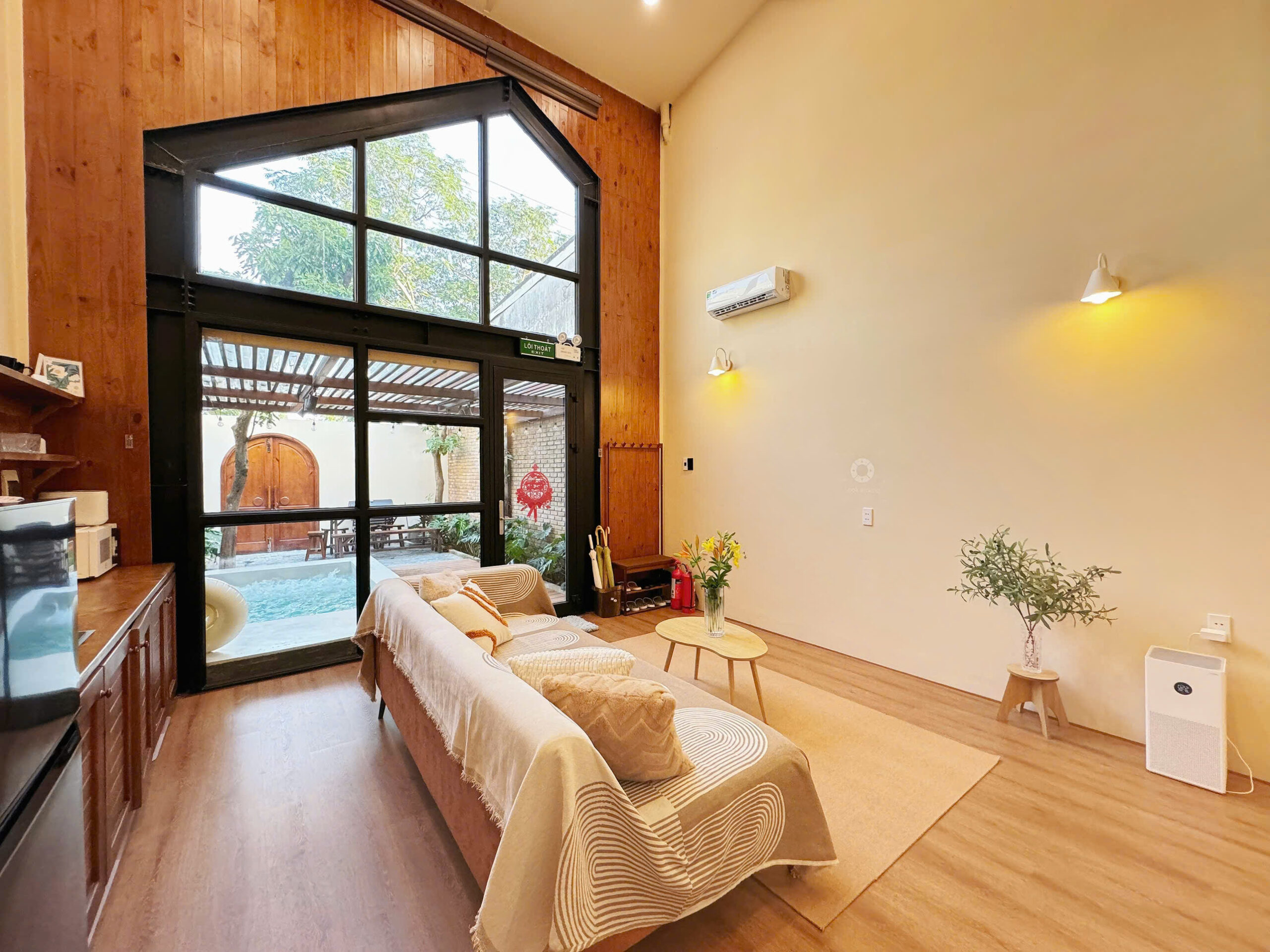 Q1 | Cho thuê villa Ngô Quyền, gần Cảng Cá Thọ Quang